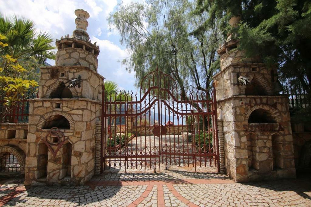 Villa Symbola 올루데니스 외부 사진